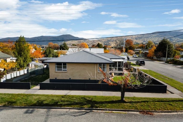 Photo of property in 36 Horace Street, Cromwell, 9310