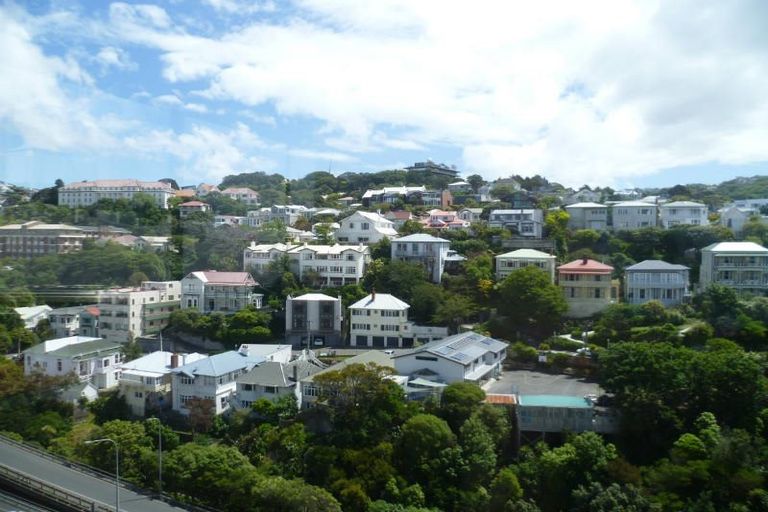 Photo of property in Terrace Tower Apartments, 13d/126 The Terrace, Wellington Central, Wellington, 6011