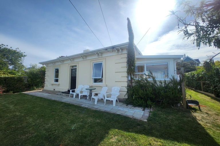 Photo of property in 10a Wharfe Street, South Hill, Oamaru, 9400