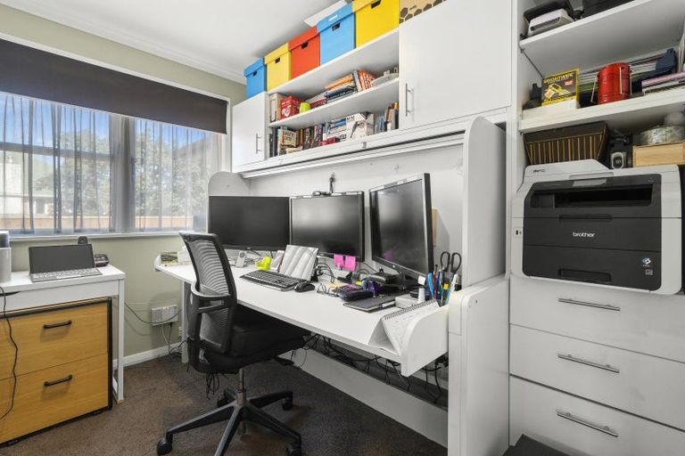 Photo of property in 52 Mcleod Street, Elderslea, Upper Hutt, 5018