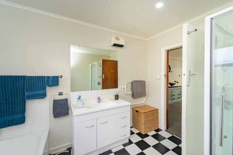 Photo of property in 317 Kimbolton Road, Feilding, 4702