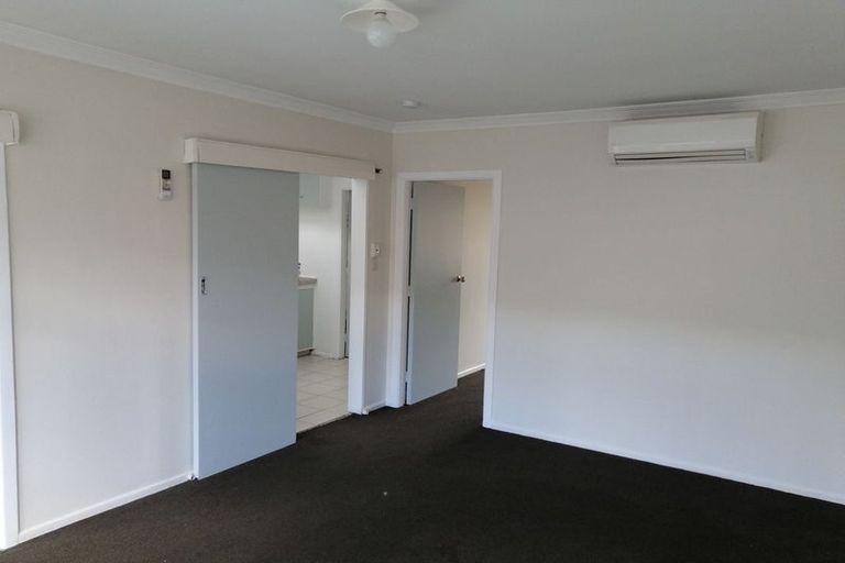 Photo of property in 4/516 Fergusson Drive, Trentham, Upper Hutt, 5018