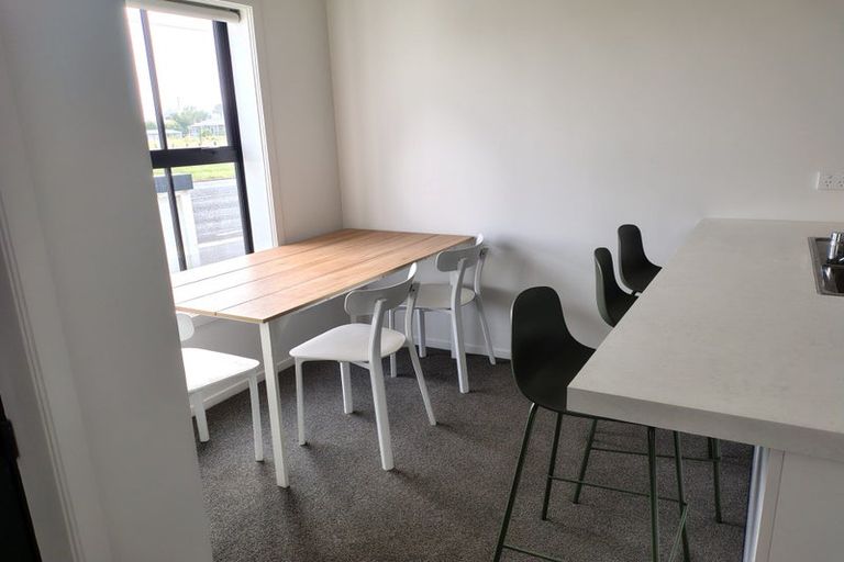 Photo of property in 1/135 Silverdale Road, Hillcrest, Hamilton, 3216