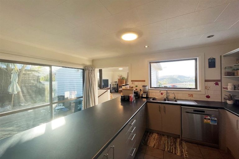 Photo of property in 41 Meridian Street, Port Chalmers, 9023
