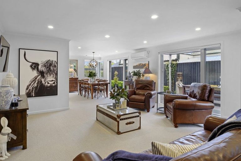 Photo of property in 56 Fendalton Road, Fendalton, Christchurch, 8014