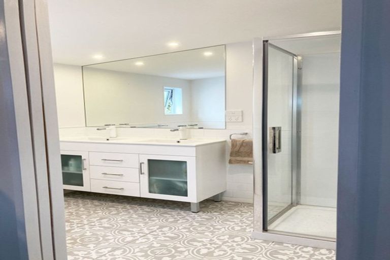 Photo of property in 996 Papamoa Beach Road, Papamoa Beach, Papamoa, 3118