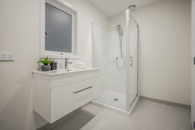 Photo of property in 47 Grande Vue Road, Hillpark, Auckland, 2102