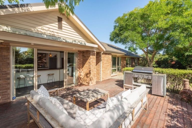 Photo of property in 16 Hemingway Place, Spencerville, Christchurch, 8083