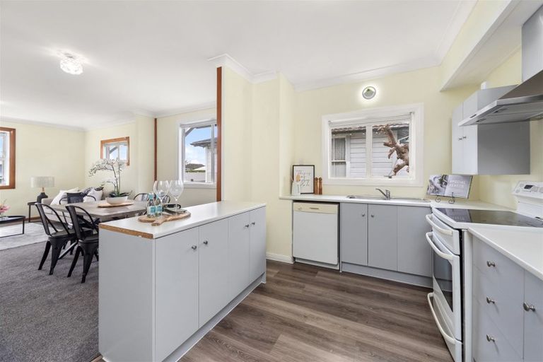 Photo of property in 594 Ferguson Street, Terrace End, Palmerston North, 4410