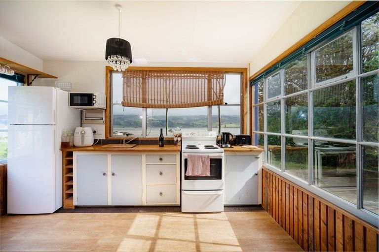 Photo of property in 117 Doctors Point Road, Waitati, 9085