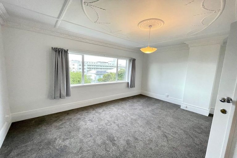 Photo of property in 241 The Terrace, Te Aro, Wellington, 6011