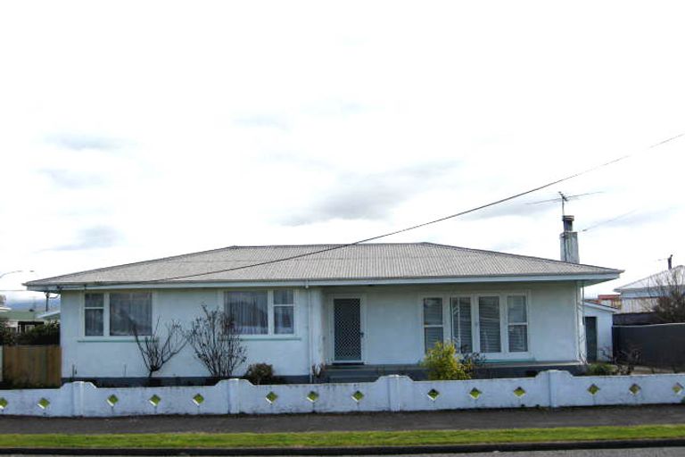 Photo of property in 10 South Road, Kuripuni, Masterton, 5810