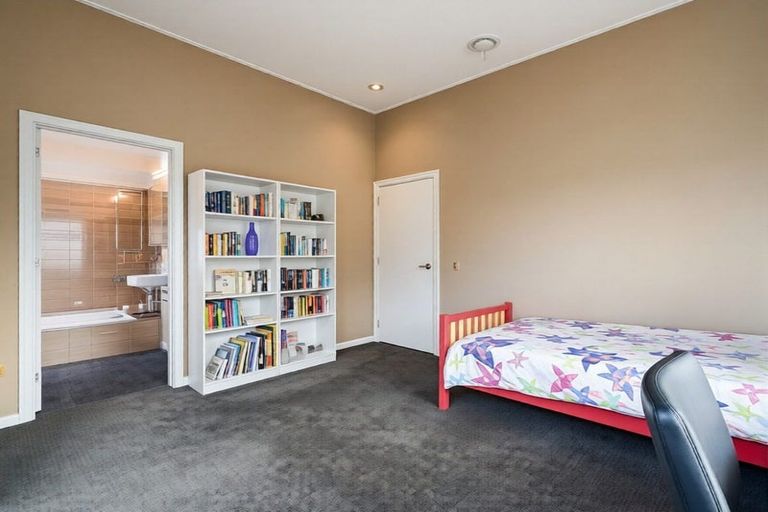 Photo of property in 9 Craddock Place, Waldronville, Dunedin, 9018