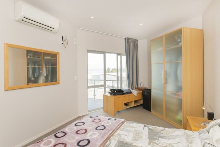 Photo of property in Marina View Apartments, 302/4 Reads Quay, Gisborne, 4010