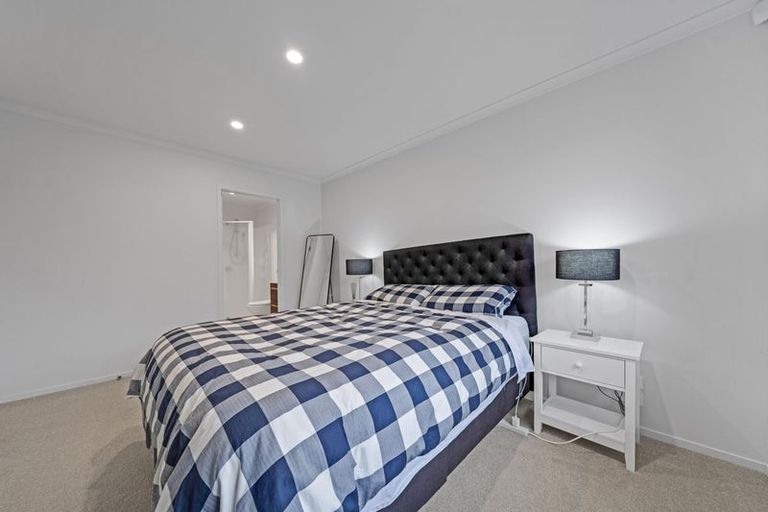 Photo of property in 16 Mark Ball Drive, Pokeno, 2402