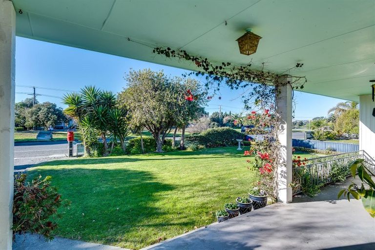 Photo of property in 290 Clifton Road, Te Awanga, 4102
