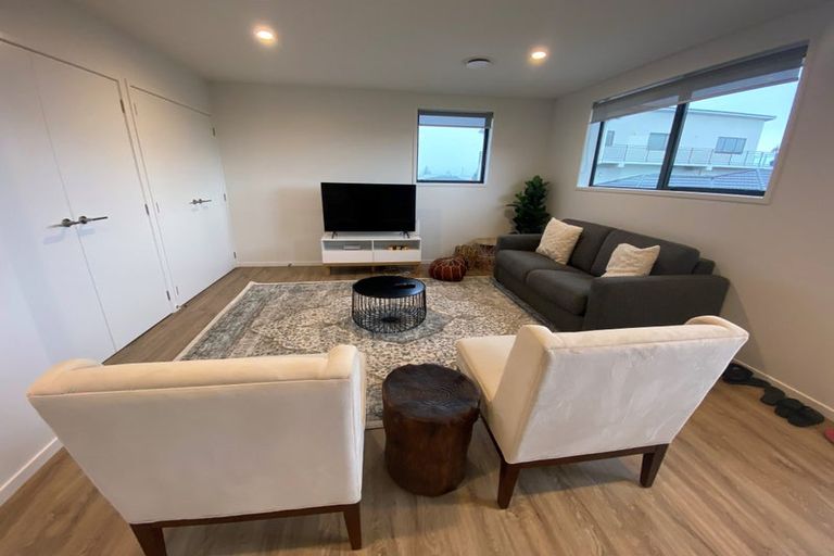 Photo of property in 146 Molesworth Street, New Plymouth, 4312