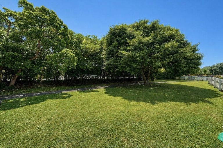 Photo of property in 1/50 Tawa Crescent, Manurewa, Auckland, 2102