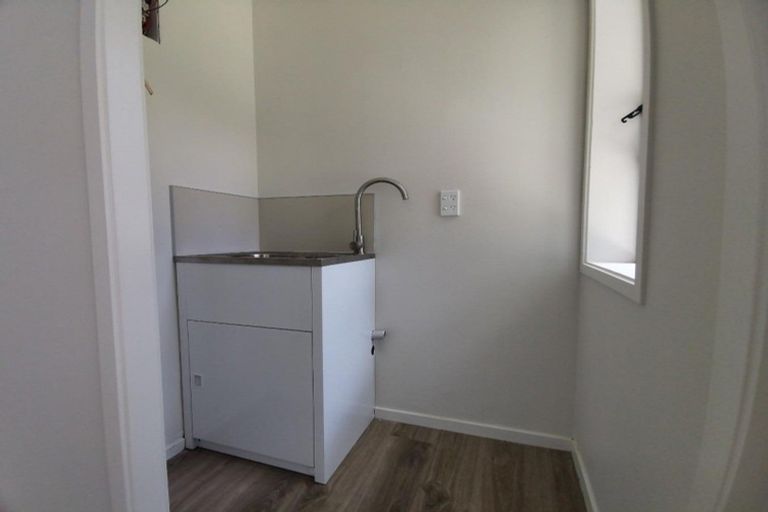 Photo of property in 1/23 Heron Place, Pakuranga Heights, Auckland, 2010