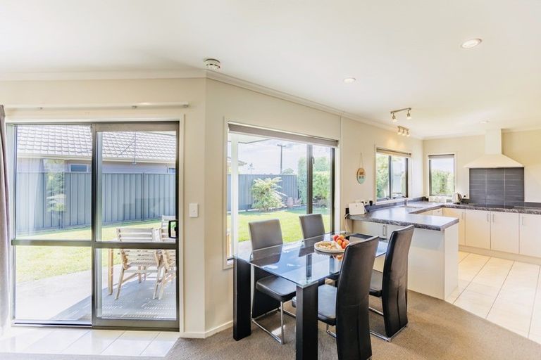 Photo of property in 19 Mcnaughton Place, Onekawa, Napier, 4110