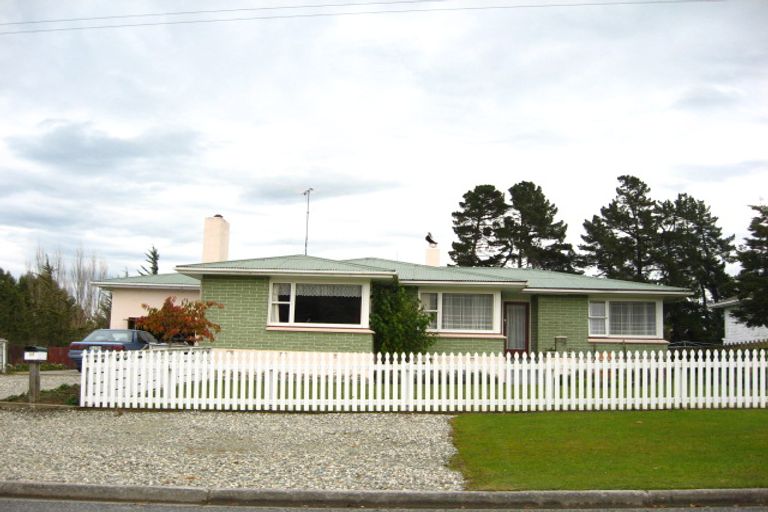 Photo of property in 17 Derby Street, Tapanui, 9522