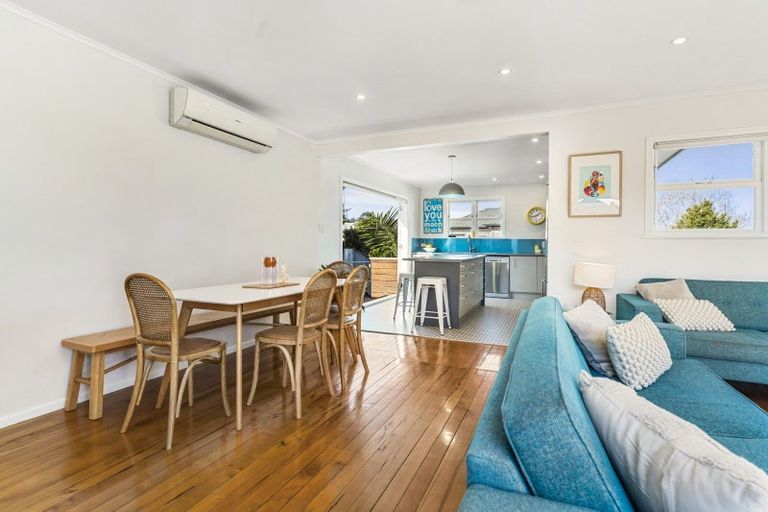 Photo of property in 10 Patons Road, Howick, Auckland, 2014