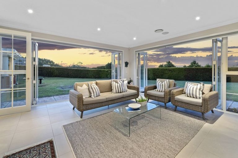 Photo of property in 5 Kingscliff Rise, Dairy Flat, Albany, 0792