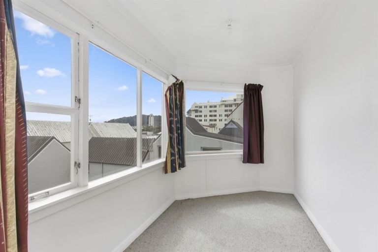 Photo of property in 27 Arlington Street, Mount Cook, Wellington, 6011