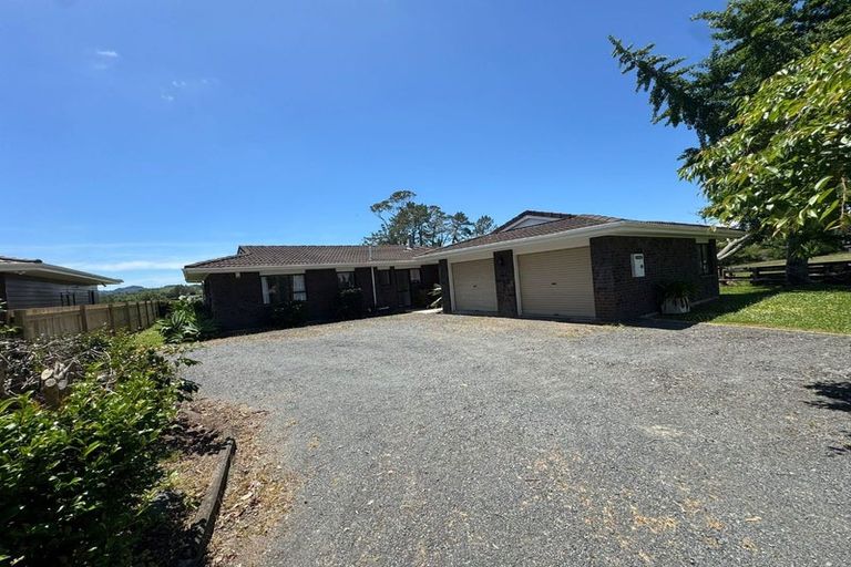 Photo of property in 328 Tourist Road, Clevedon, Papakura, 2585