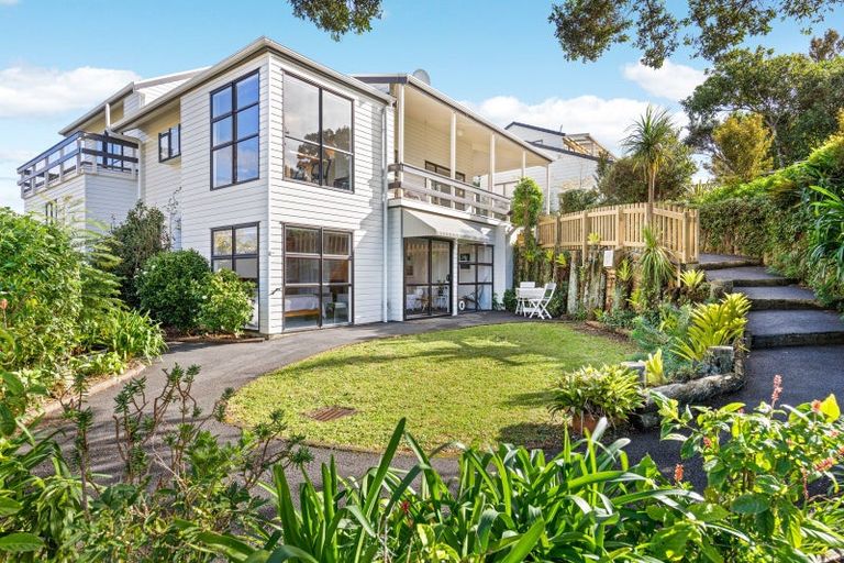 Photo of property in 51 Fidelis Avenue, Snells Beach, 0920