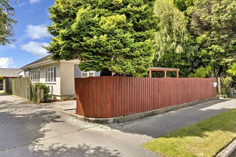 Photo of property in 8 Puna Street, Riccarton, Christchurch, 8041