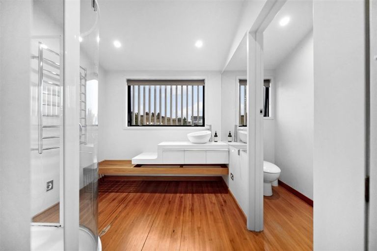 Photo of property in 216 Lakeview Terrace, Lake Hawea, Wanaka, 9382