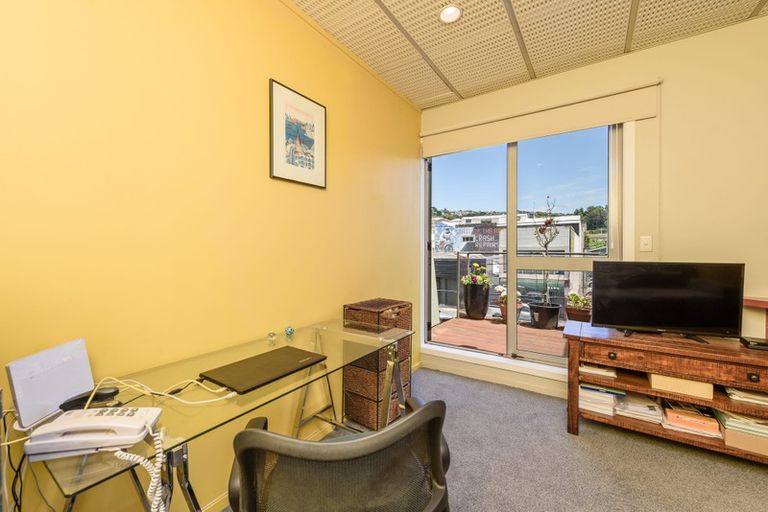 Photo of property in 5/17 Adelaide Road, Mount Cook, Wellington, 6021