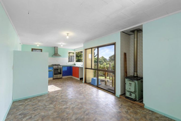 Photo of property in 201 Holborn Drive, Stokes Valley, Lower Hutt, 5019