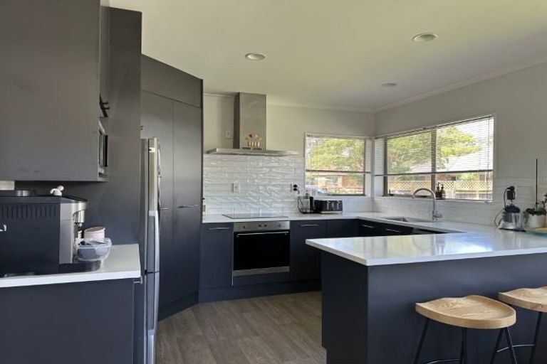 Photo of property in 10 Heronvale Way, Brookfield, Tauranga, 3110