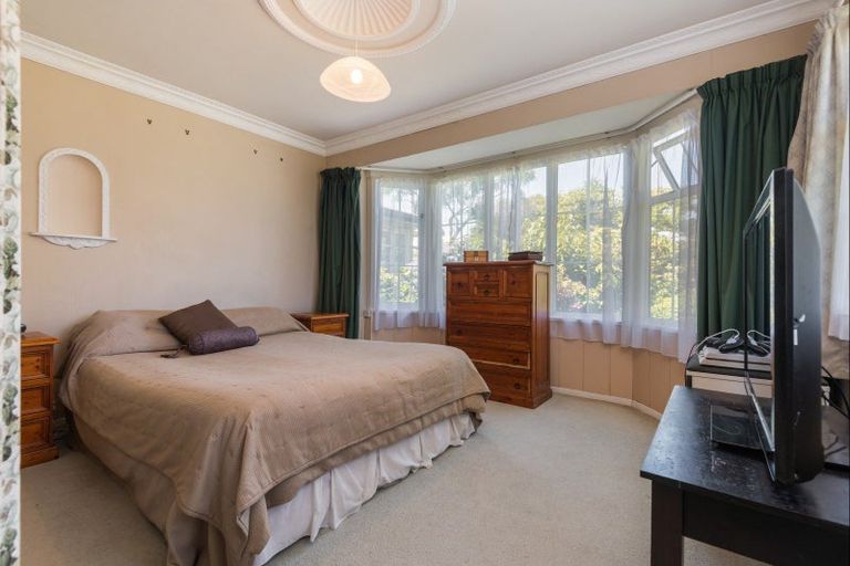 Photo of property in 113 Pahiatua Street, Hokowhitu, Palmerston North, 4410