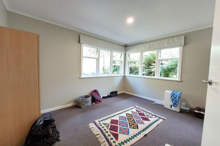 Photo of property in 199 Woodlands Park Road, Titirangi, Auckland, 0604