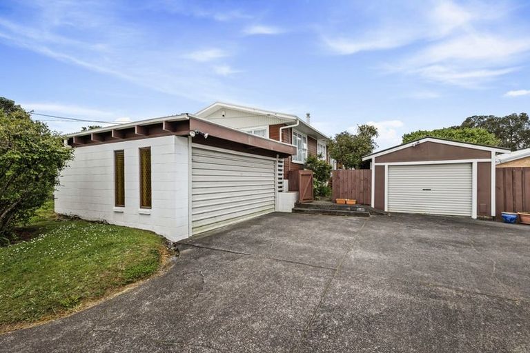 Photo of property in 199 Don Buck Road, Massey, Auckland, 0614