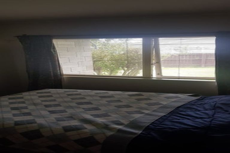 Photo of property in 68a Kenderdine Road, Papatoetoe, Auckland, 2025