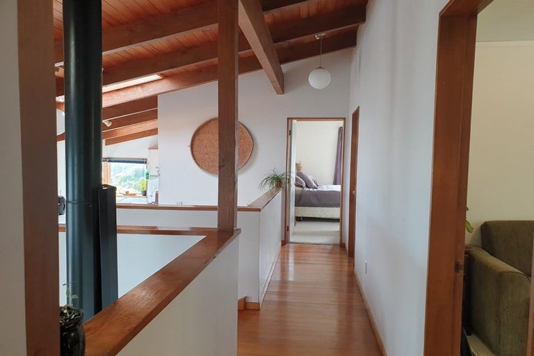 Photo of property in 5a Dennis Way, Island Bay, Wellington, 6023