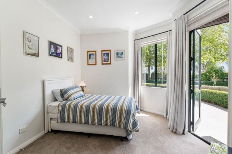 Photo of property in 65 Ernest George Drive, Karaka, Papakura, 2580