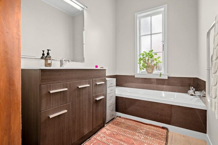 Photo of property in 24 Clifton Road, Hamilton Central, Hamilton, 3204