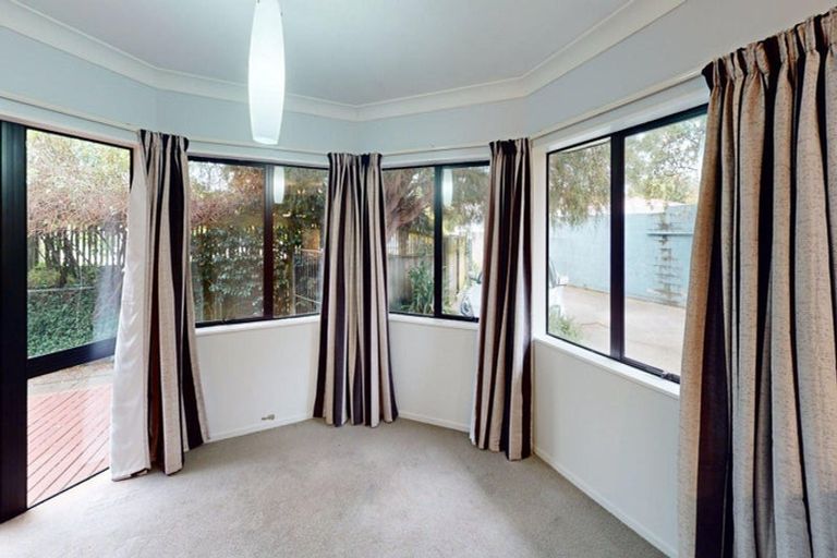Photo of property in 27a Manawatu Street, Hokowhitu, Palmerston North, 4410