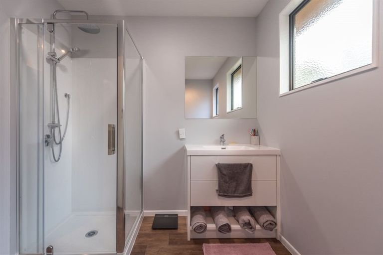 Photo of property in 4 Magenta Place, Broomfield, Christchurch, 8042