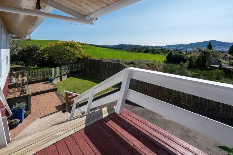 Photo of property in 20 Exeter Place, Tihiotonga, Rotorua, 3015