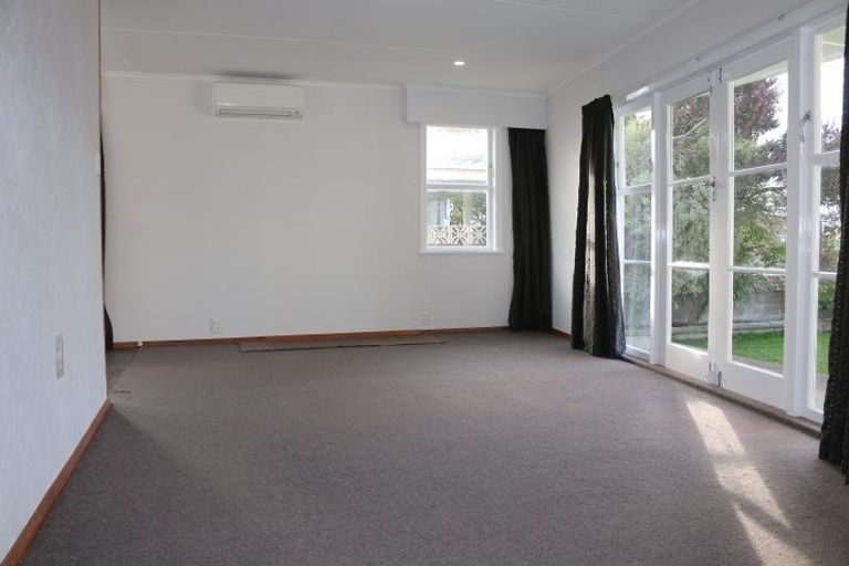 Photo of property in 70 Keith Street, Roslyn, Palmerston North, 4414