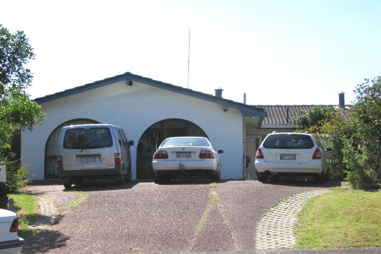 Photo of property in 8 Alnack Place, Torbay, Auckland, 0630