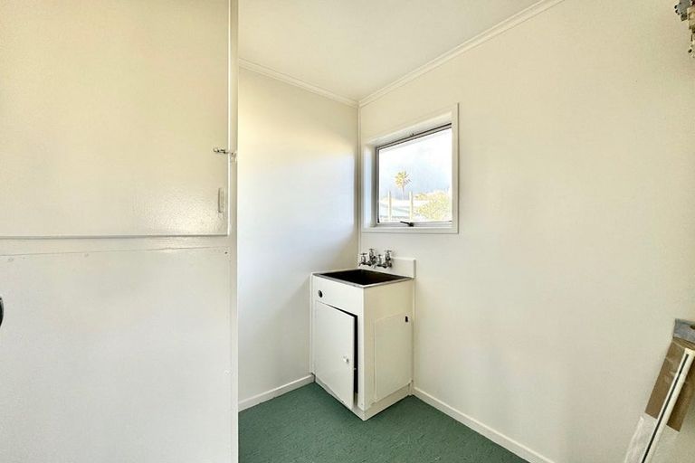 Photo of property in 68 Zelda Avenue, Clover Park, Auckland, 2023