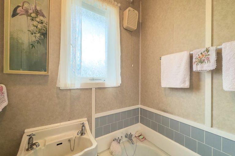 Photo of property in 9 Myrtle Grove, Putaruru, 3411