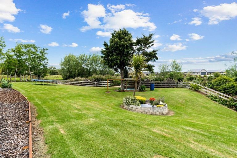 Photo of property in 33 Tesoro Way, Parahaki, Whangarei, 0112